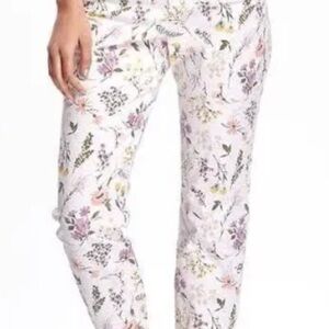 Pixie Cropped Pants in White Floral size 18